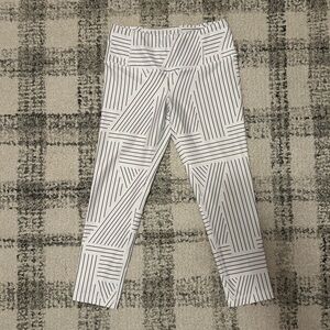MPG white and black leggings size xs
